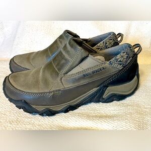 Women’s Merrell Boulder Slip on shoes 6.5